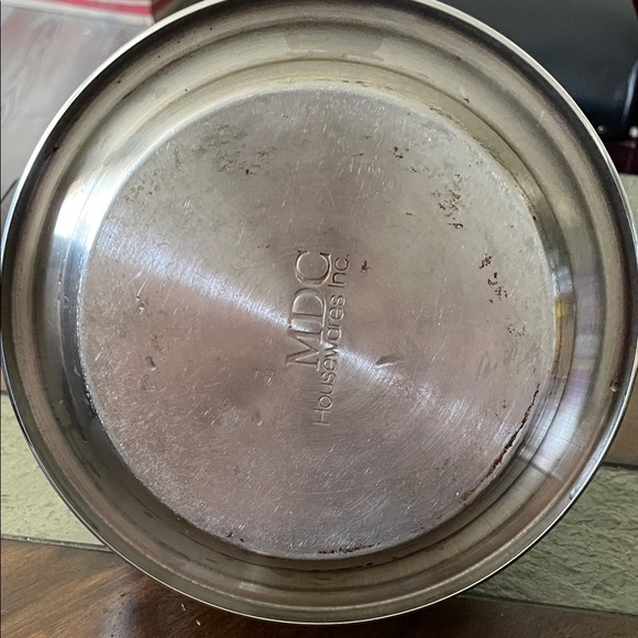 Stainless Steel Kettle with Wooden Handle - Picture 4 of 5